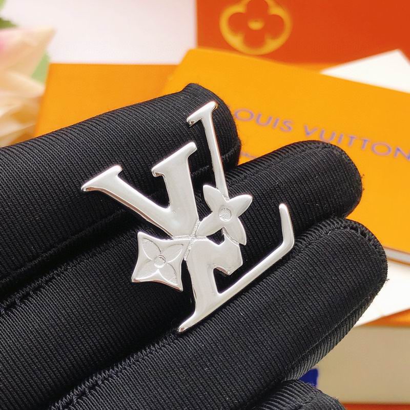 LV Brooch 11yxx13
